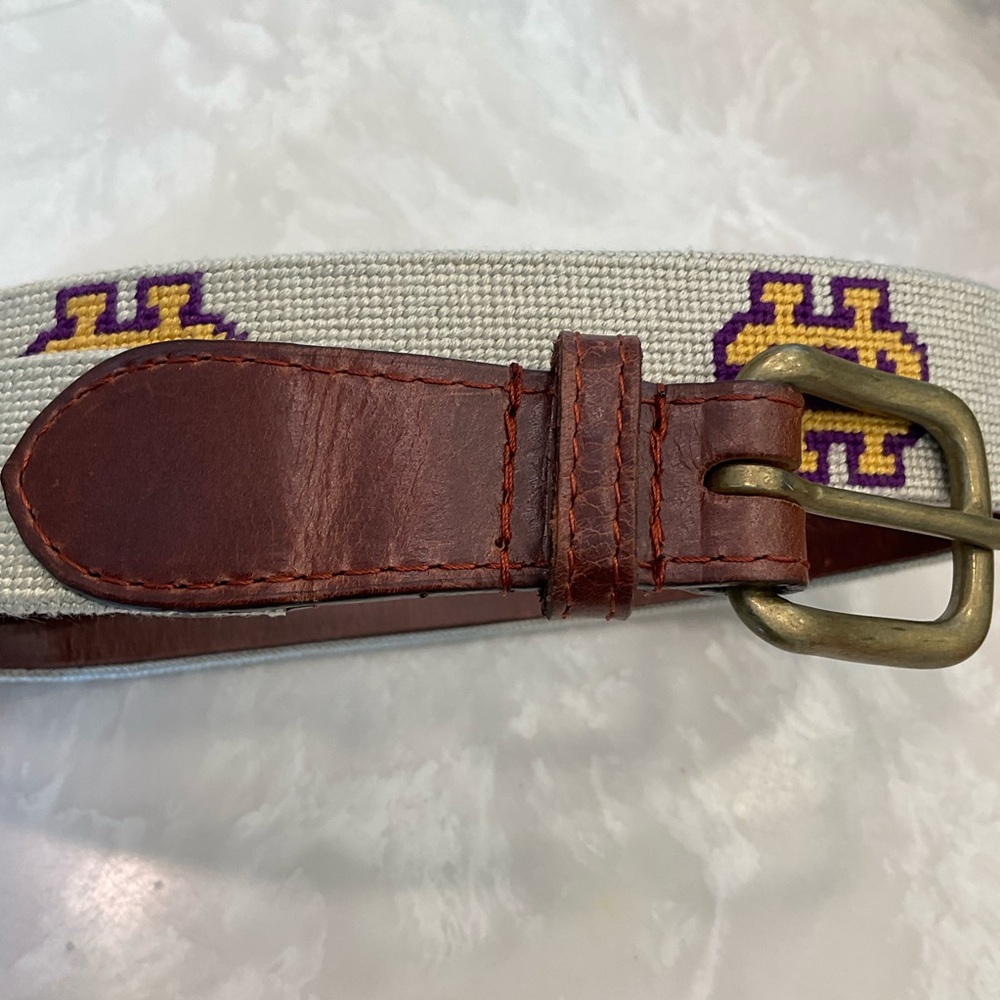 Catholic High, LR, AR, Tie & Belt, Tie-Class of 1999 purple 59” x 3”, Belt-Sz 32 - Picture 3 of 16